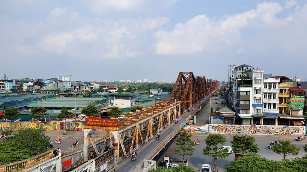 Long Bien broen i hovedstaden Hanoi.