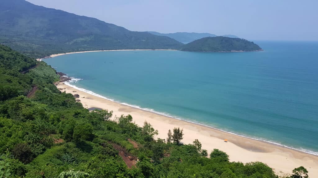 Sommerrejse til Vietnam - Hold sommerferie i Vietnam og oplev denne strand.