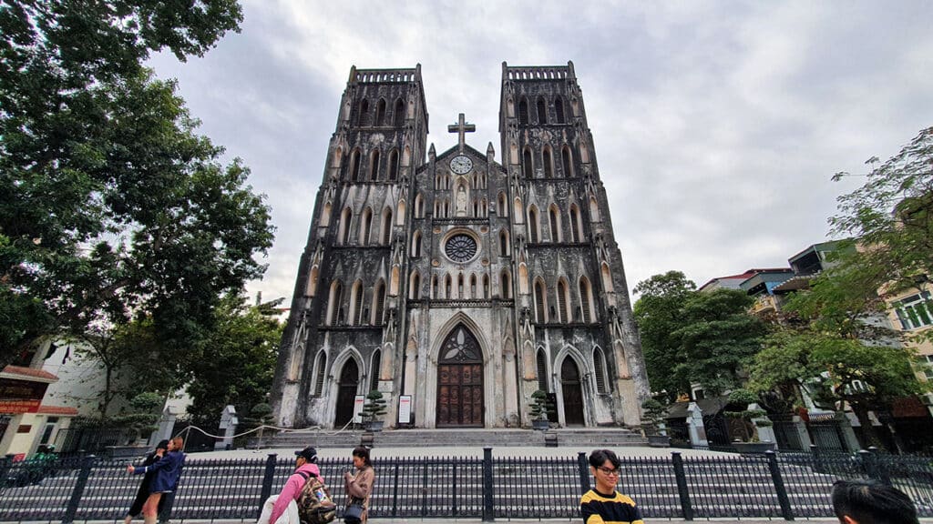 pakkerejse-klassiske-vietnam-sankt-josephs-katedral
