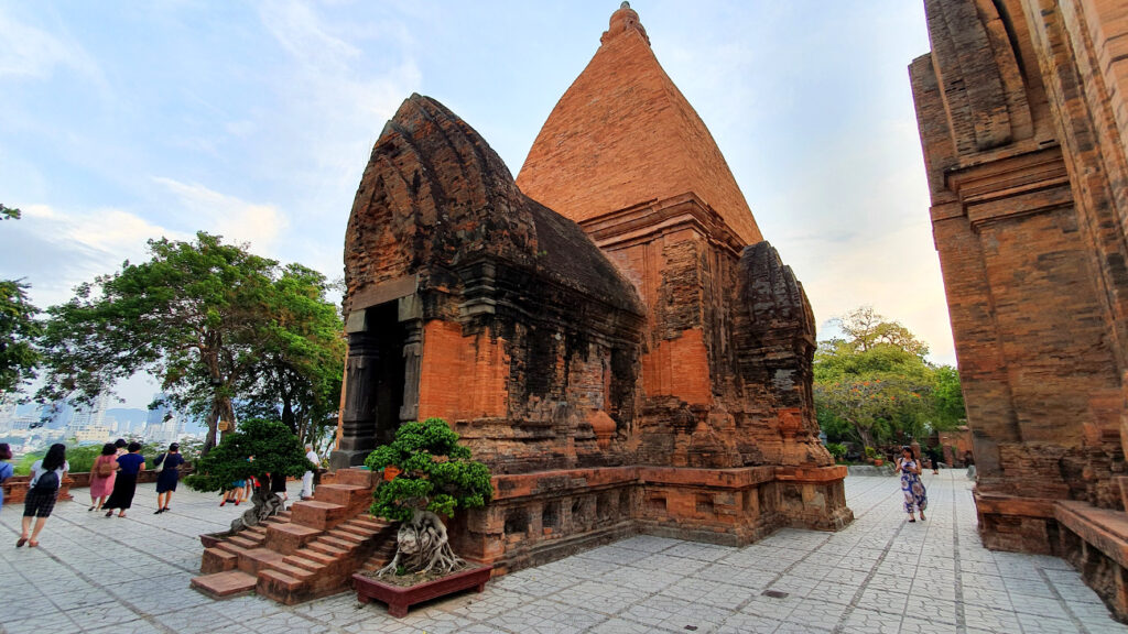 po nagar cham towers nha trang